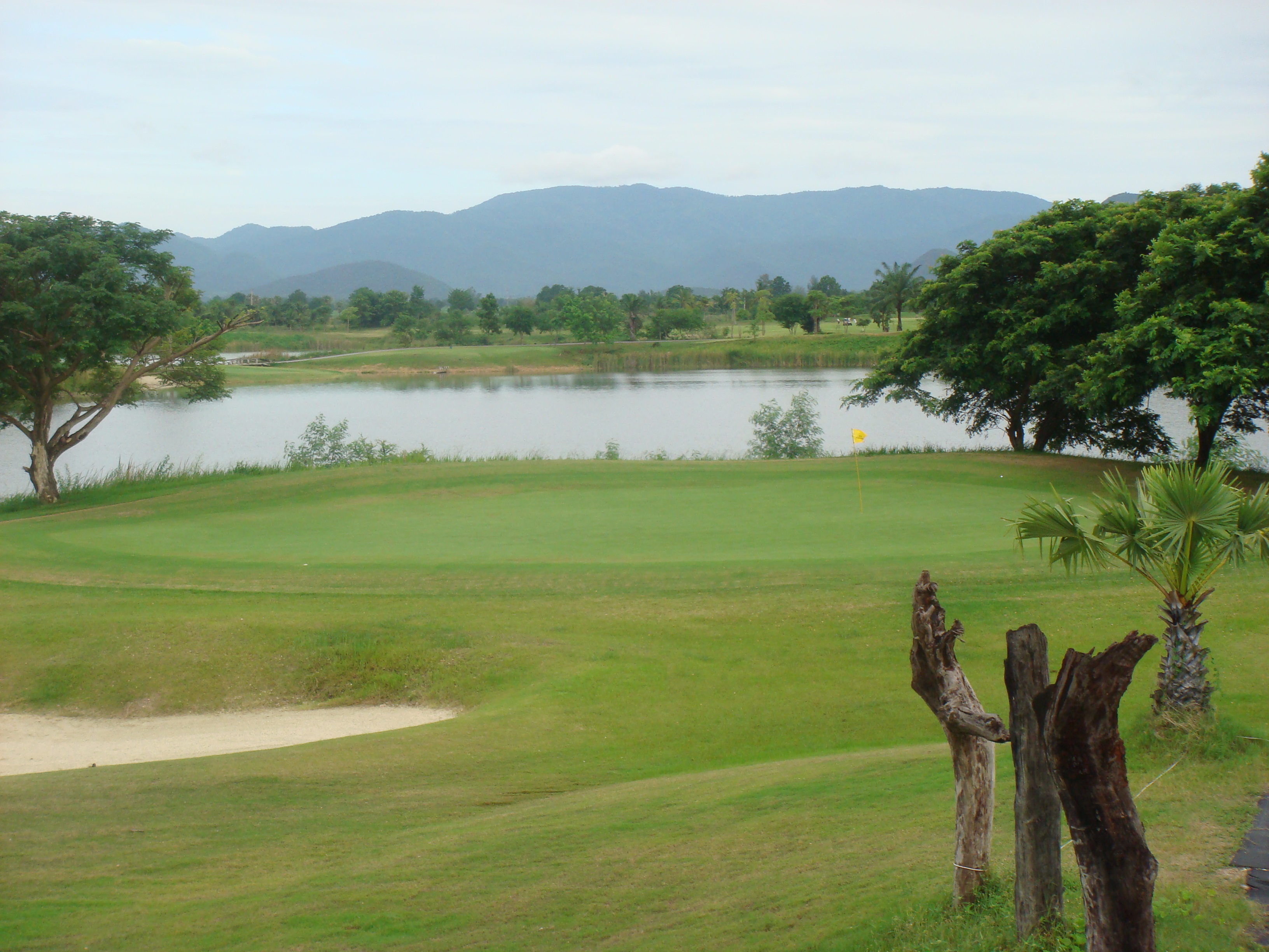 Blue Sapphire Golf & Resort (